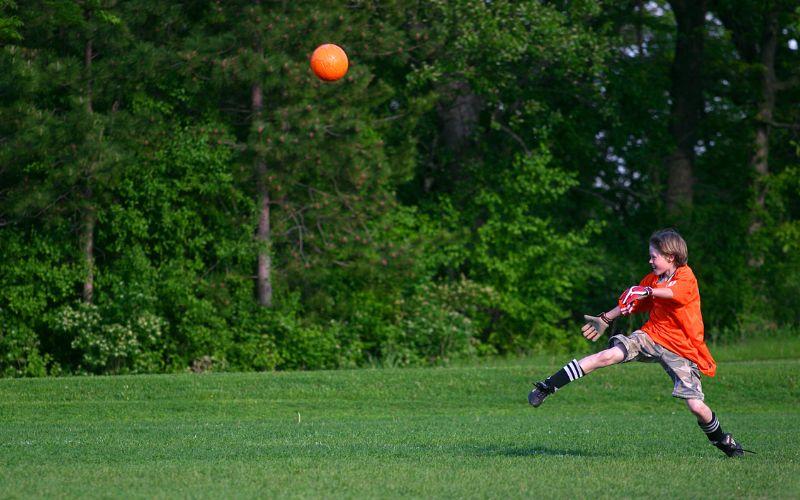 Las 11 reglas del kickball o kickingball más importantes