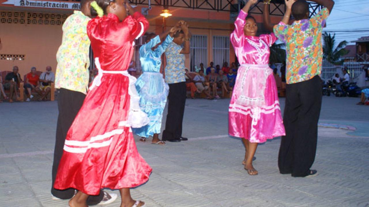 Los 5 Bailes Tipicos De La Region Insular Mas Populares Lifeder