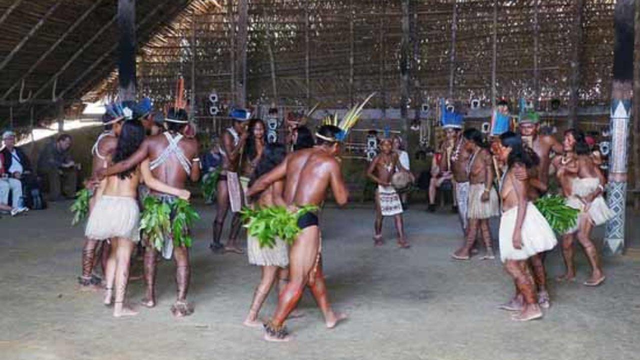 Las 6 Danzas Tipicas De La Region Amazonica Mas Populares Lifeder