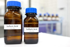 Ácido sulfúrico (H2SO4)