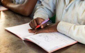 El rezago tecnológico y educativo en África y Latinoamérica