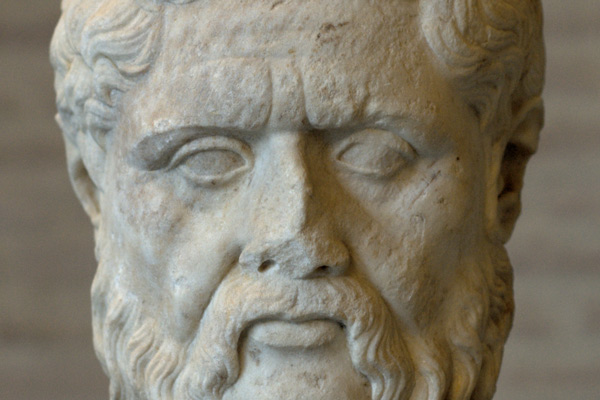 Platón estableció las diferencias entre erística y dialectos. Fuente: Glyptothek [Public domain], vía Wikimedia Commons.