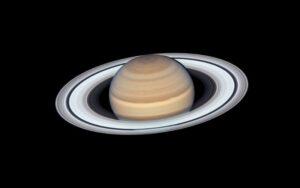 Saturno