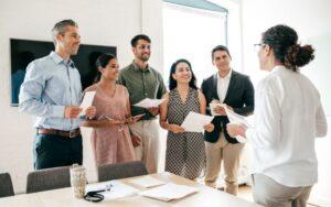 Dinámicas de comunicación asertiva (adultos y niños)