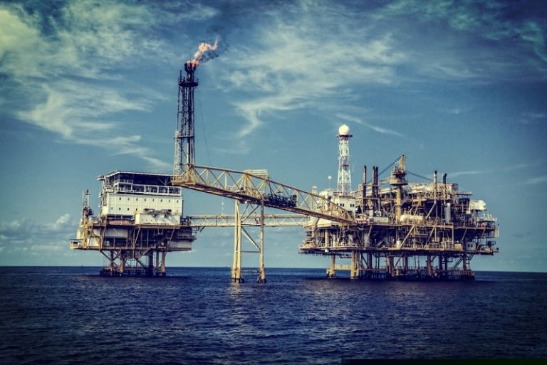 Considerando A Dependencia Do Petroleo Enquanto Matriz