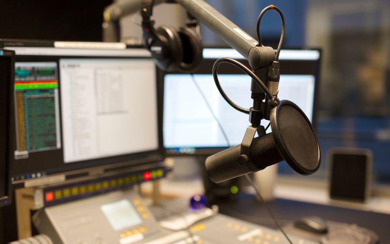ideas de nombres para programas de radio